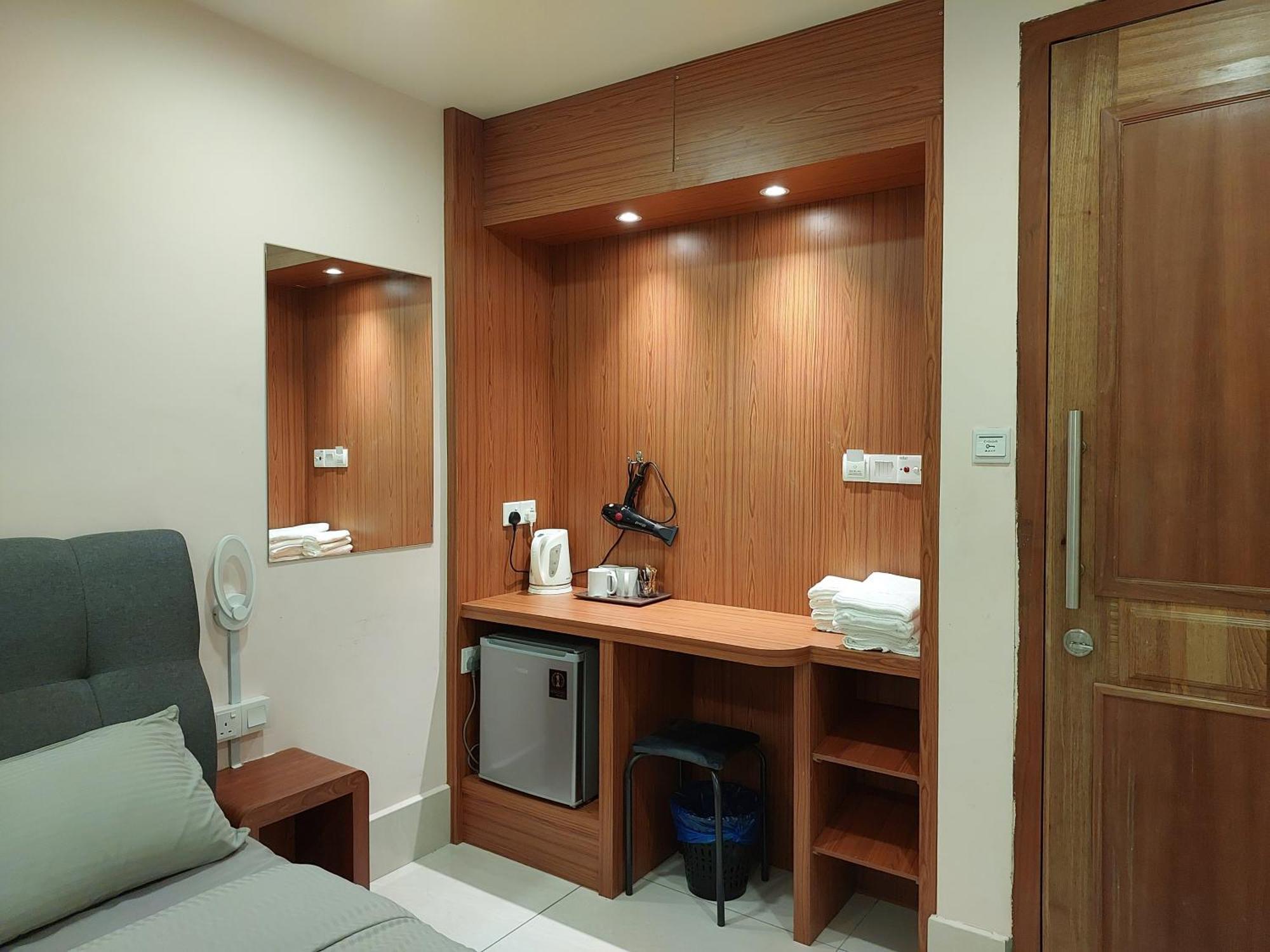 De Benz Inn Malacca Habitación foto